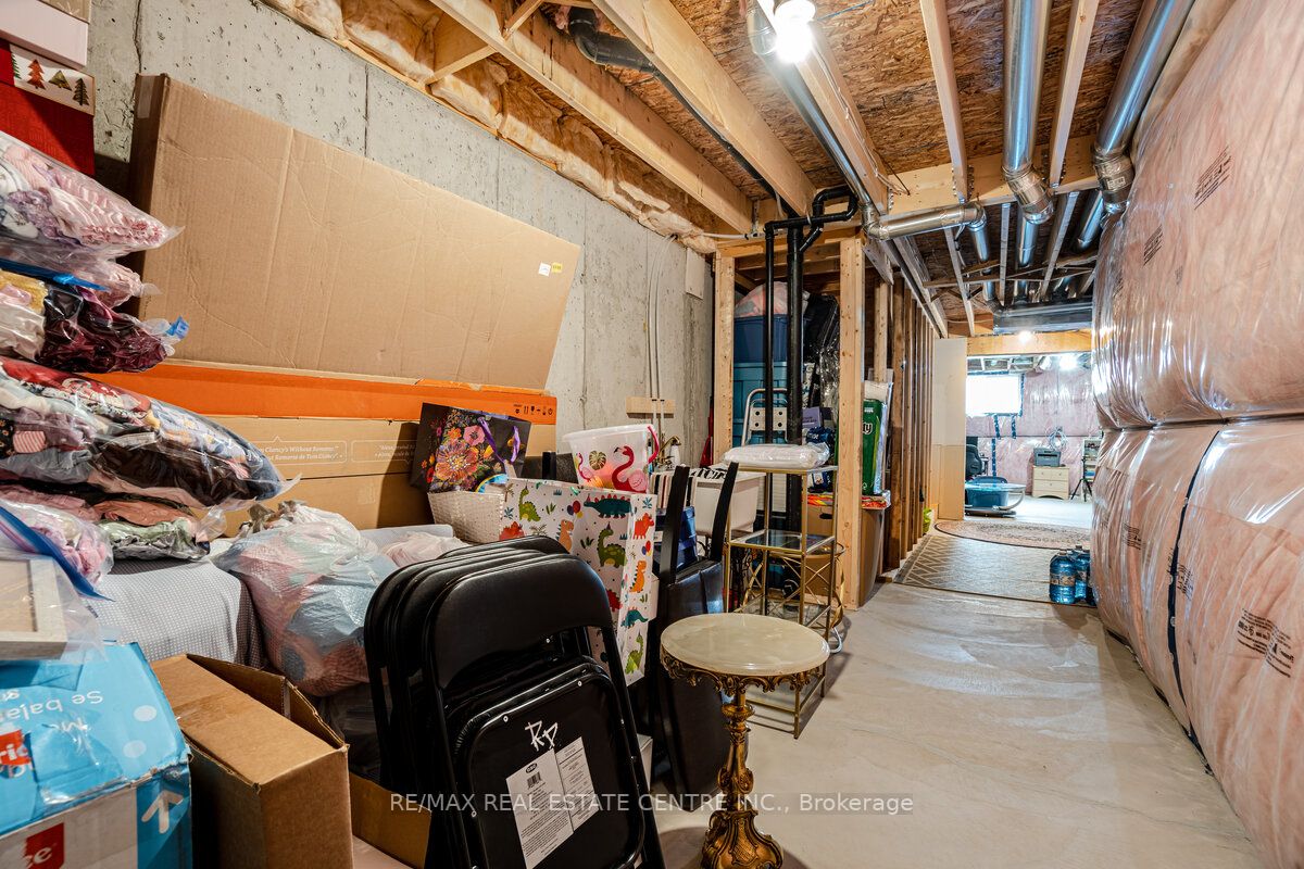 22 Marshall Drive E, #3
