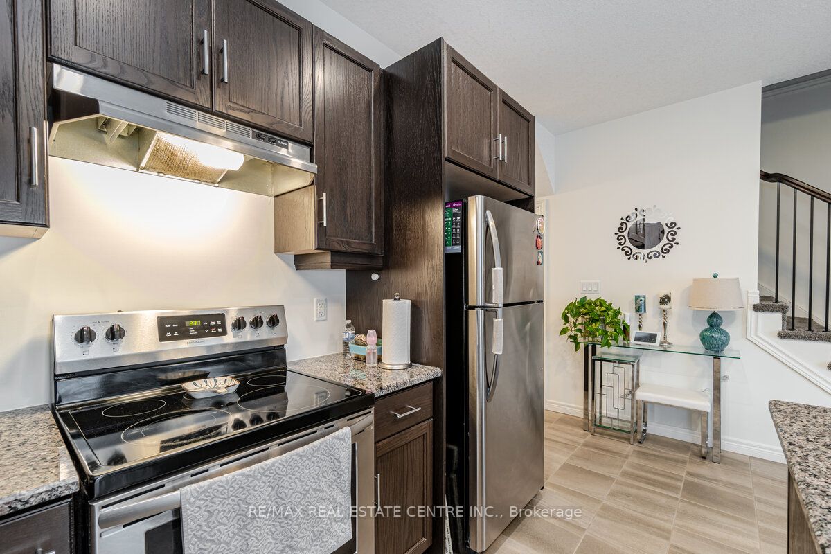 22 Marshall Drive E, #3
