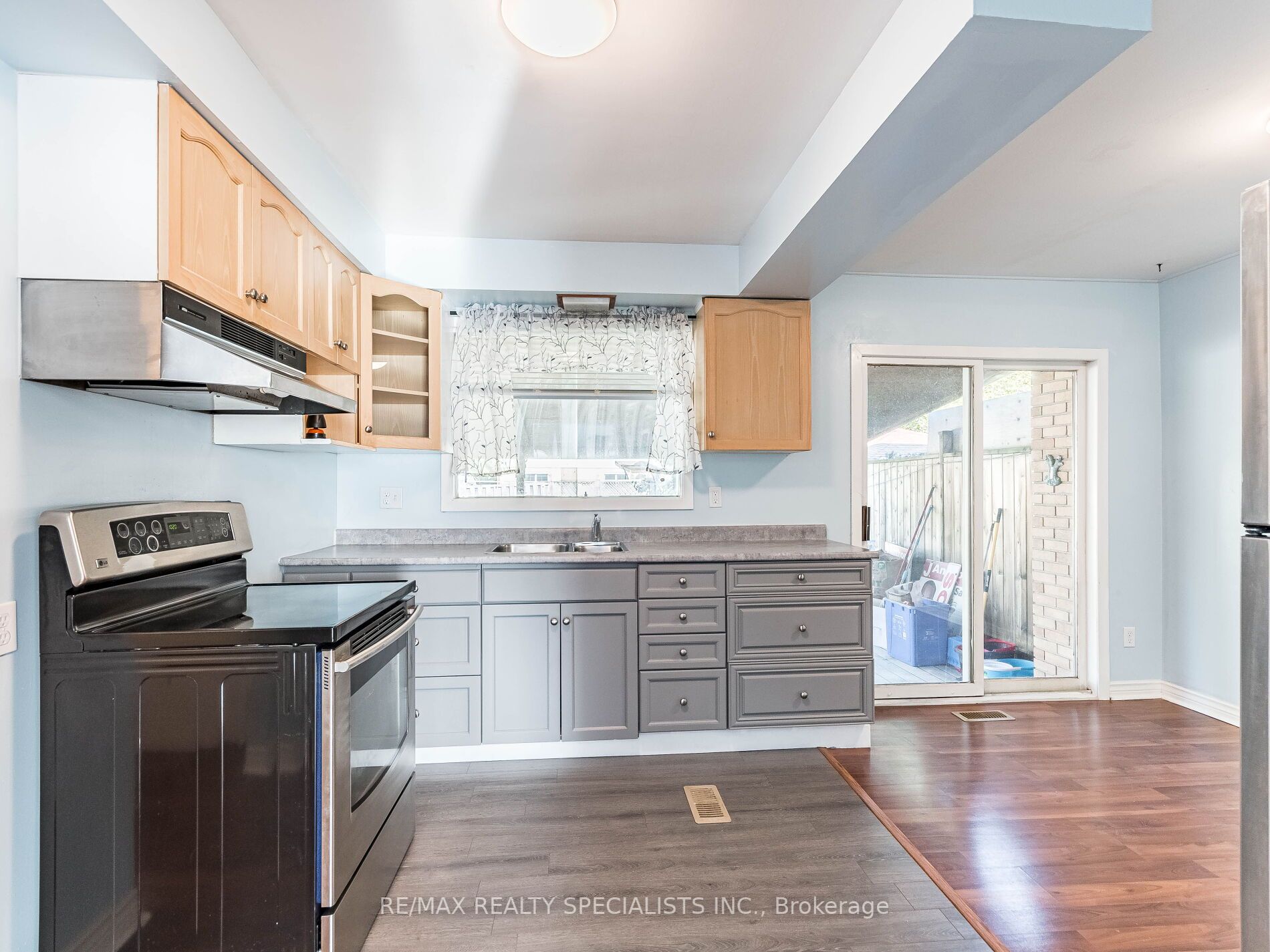 258 Admiral Drive