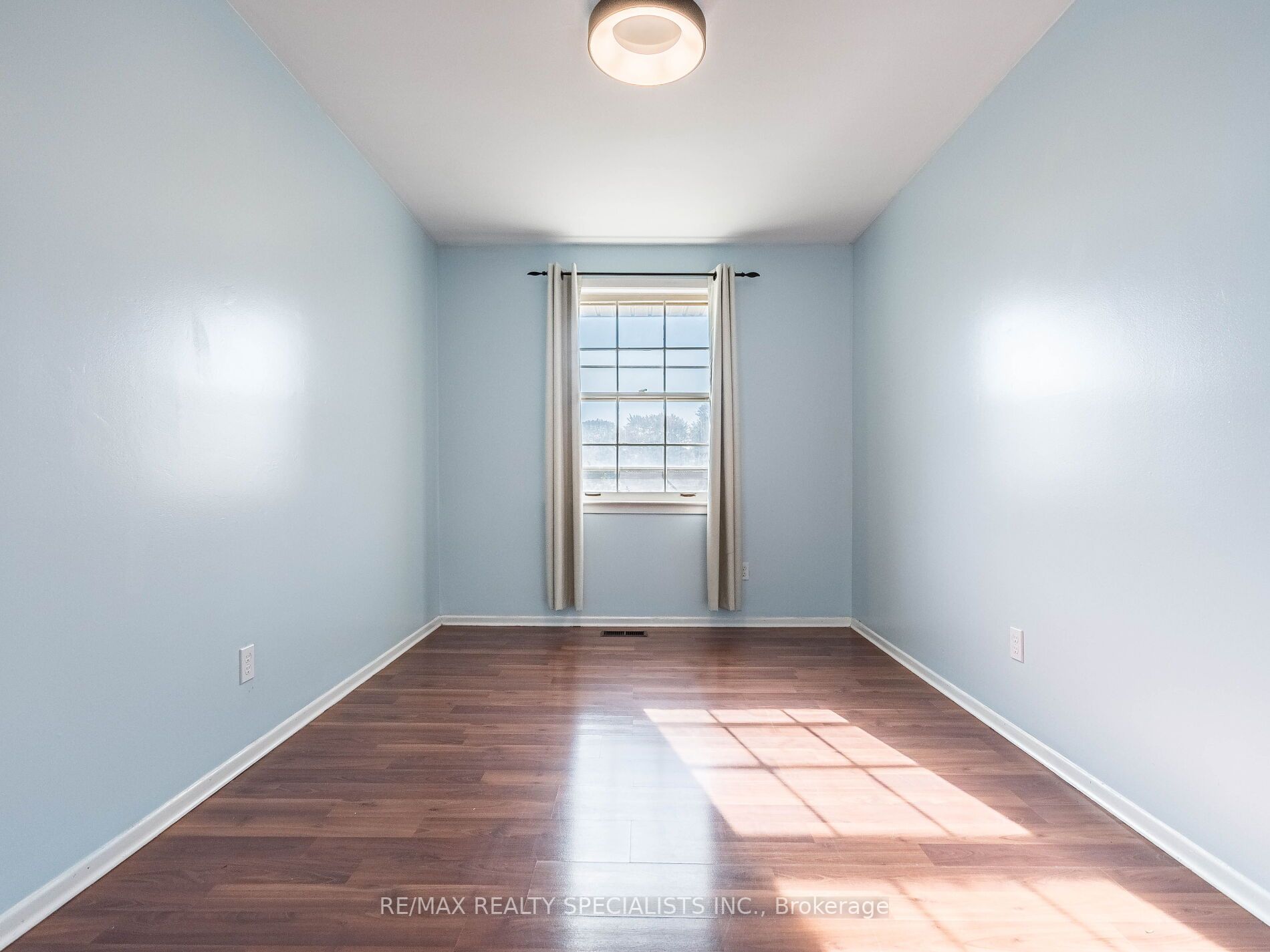 258 Admiral Drive