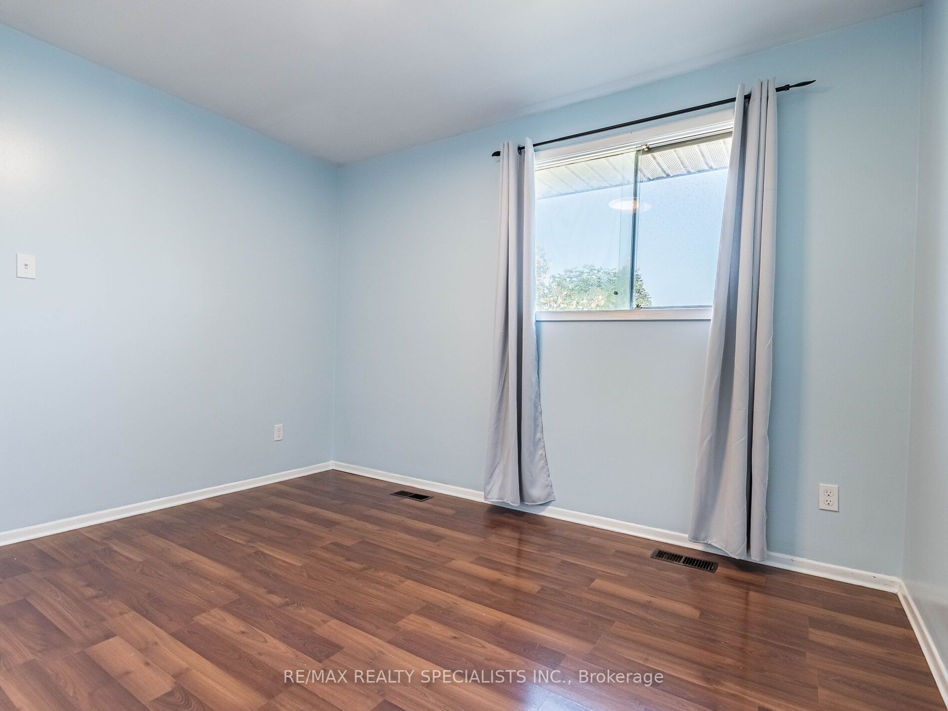 258 Admiral Drive