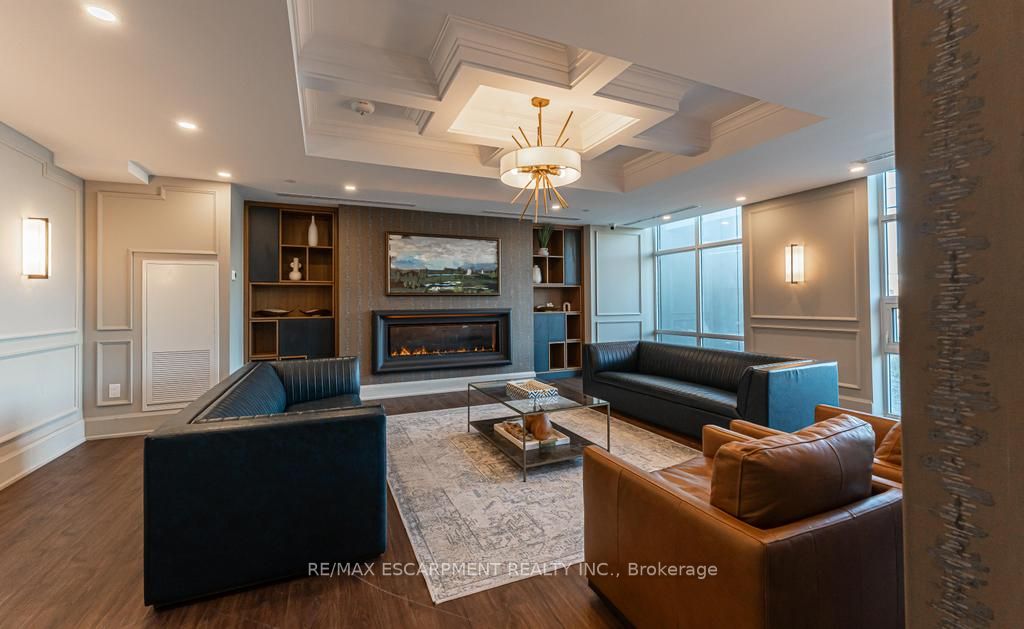 450 Dundas St E, #503