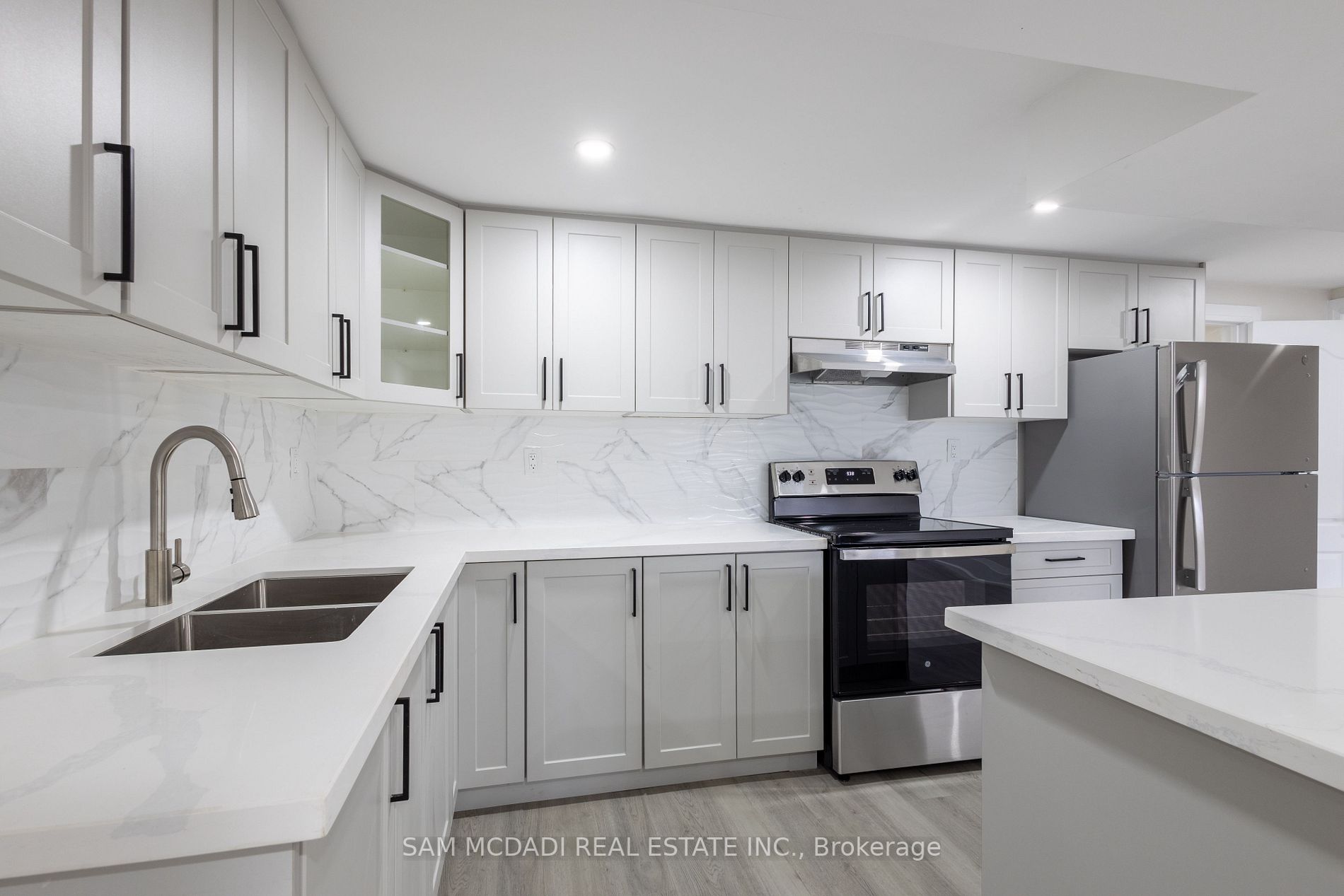 251 King St E