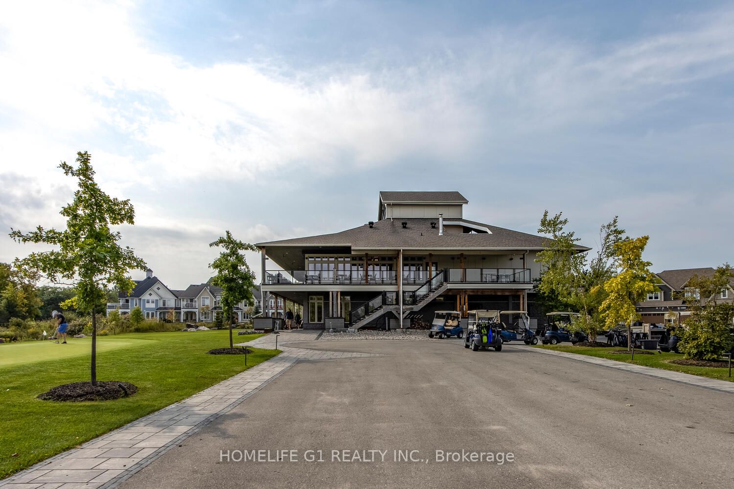11 Masters Cres