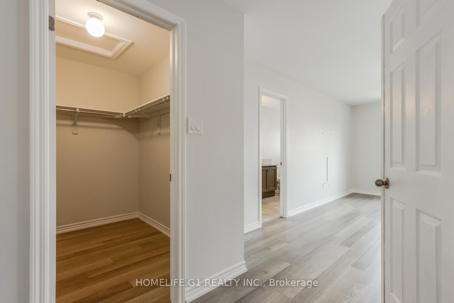 11 Masters Cres