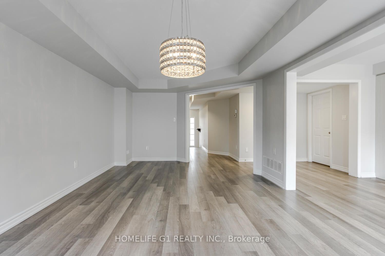 11 Masters Cres