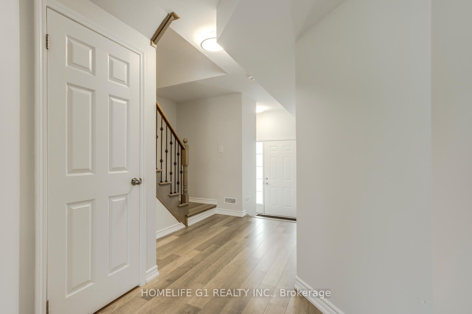 11 Masters Cres