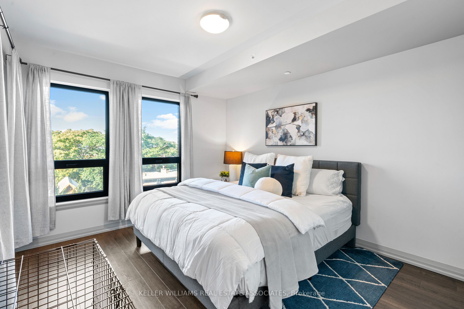 181 James St N, #506