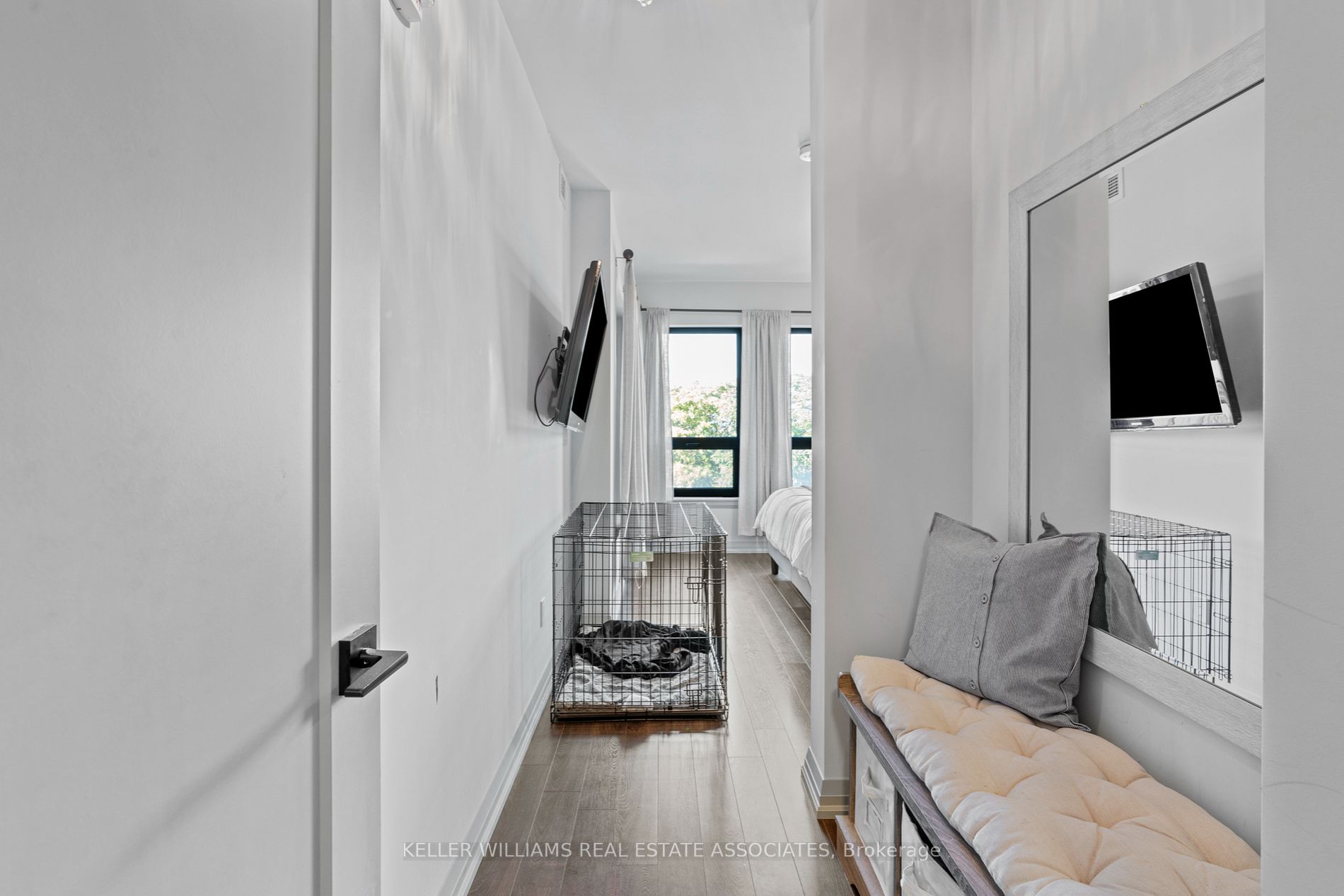 181 James St N, #506