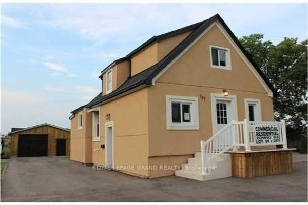 247 Barton St, Hamilton