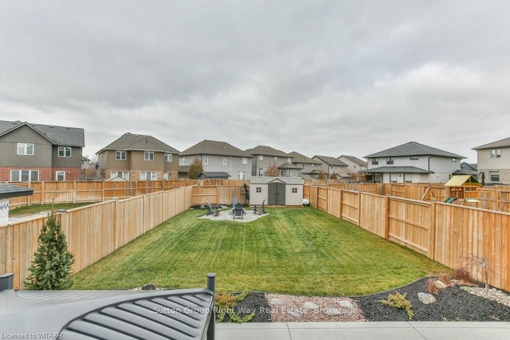 1073 Alberni Rd
