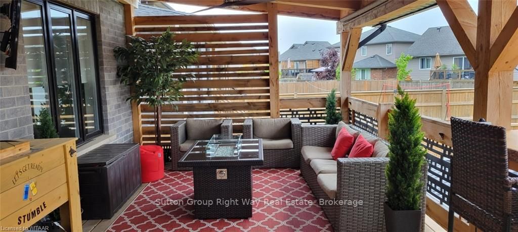1073 Alberni Rd