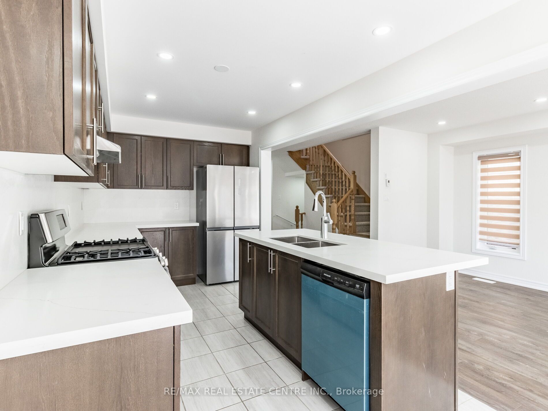 755 Linden Dr, #22