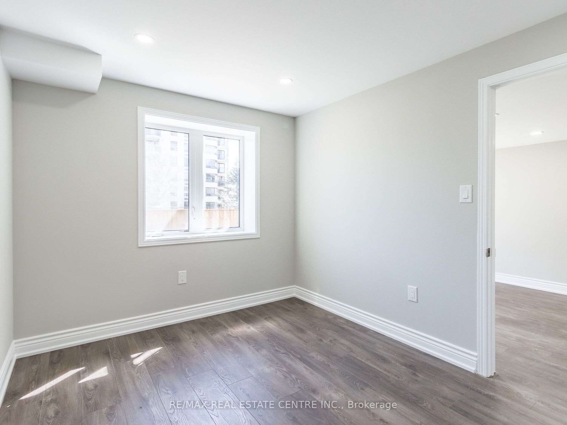 755 Linden Dr, #22