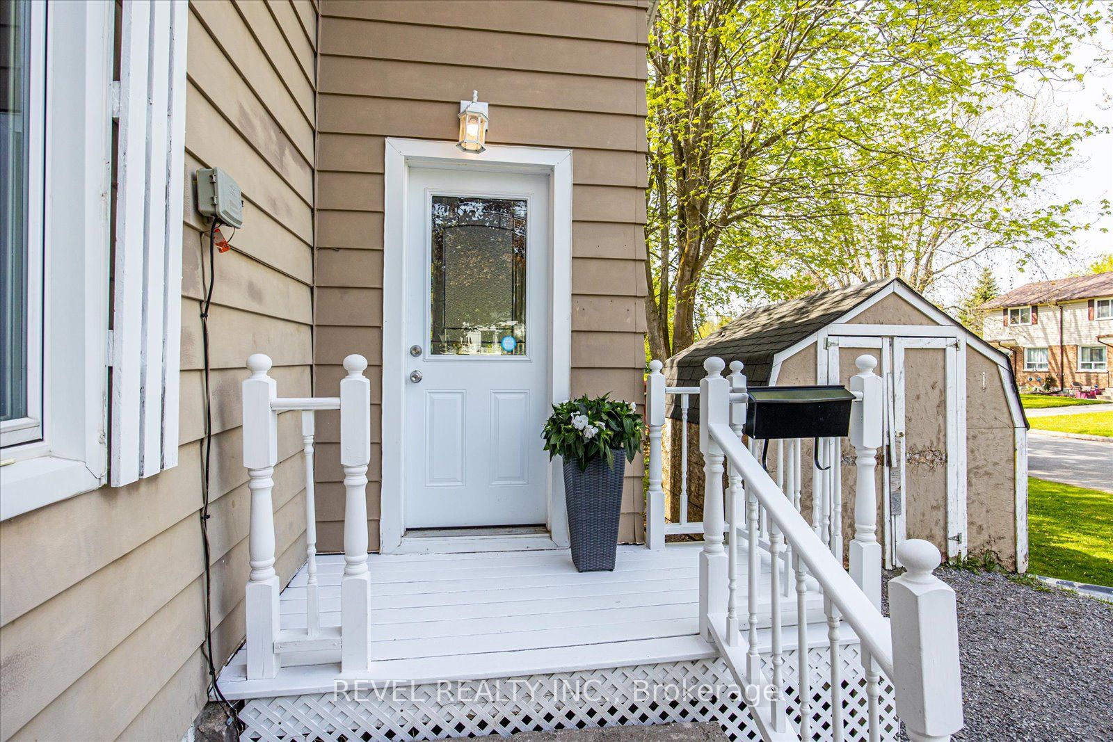 61 Riverview Rd