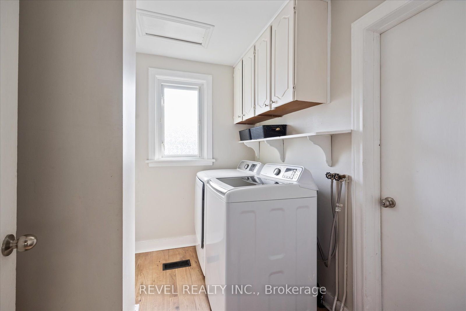 61 Riverview Rd