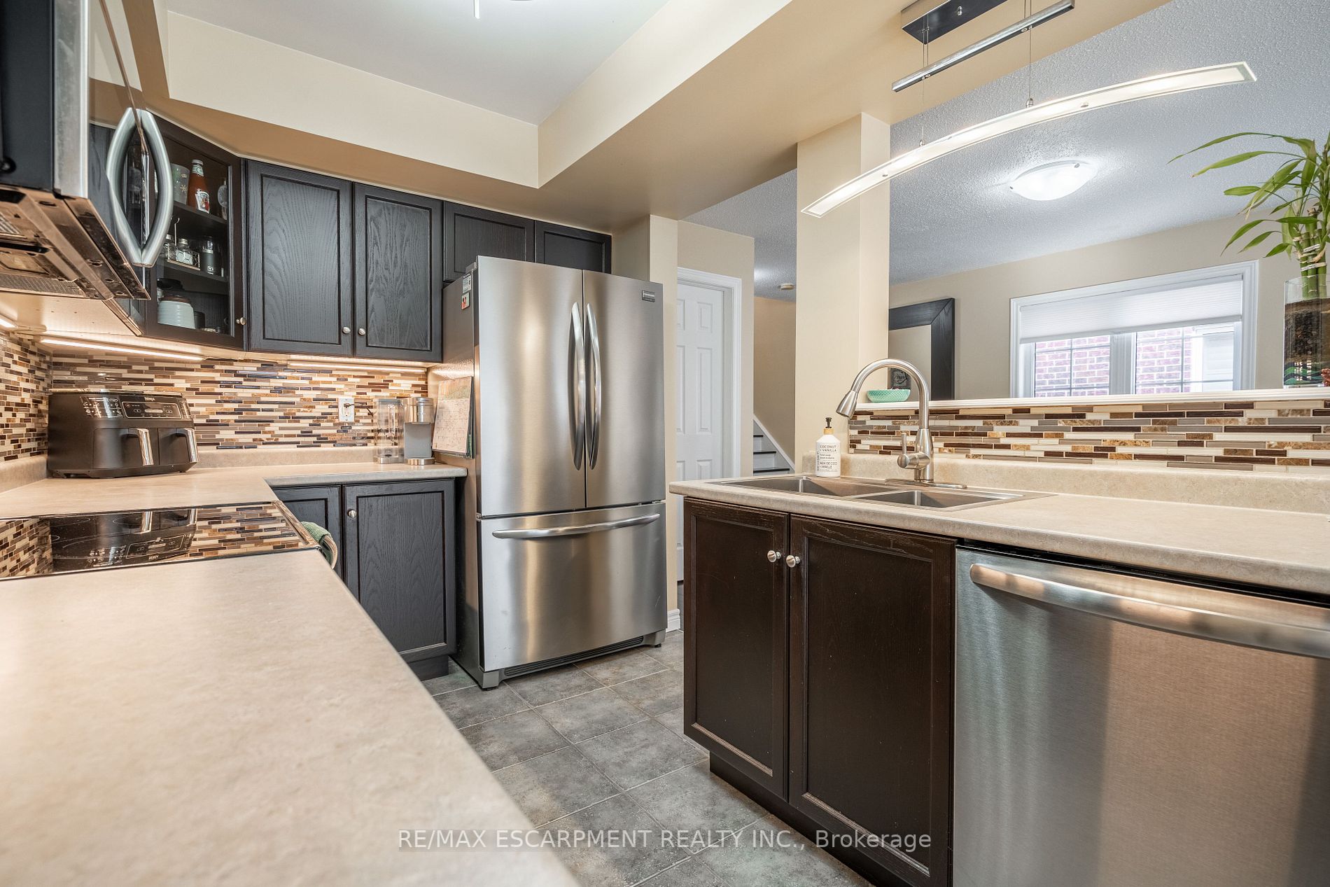 92 Whitefish Cres