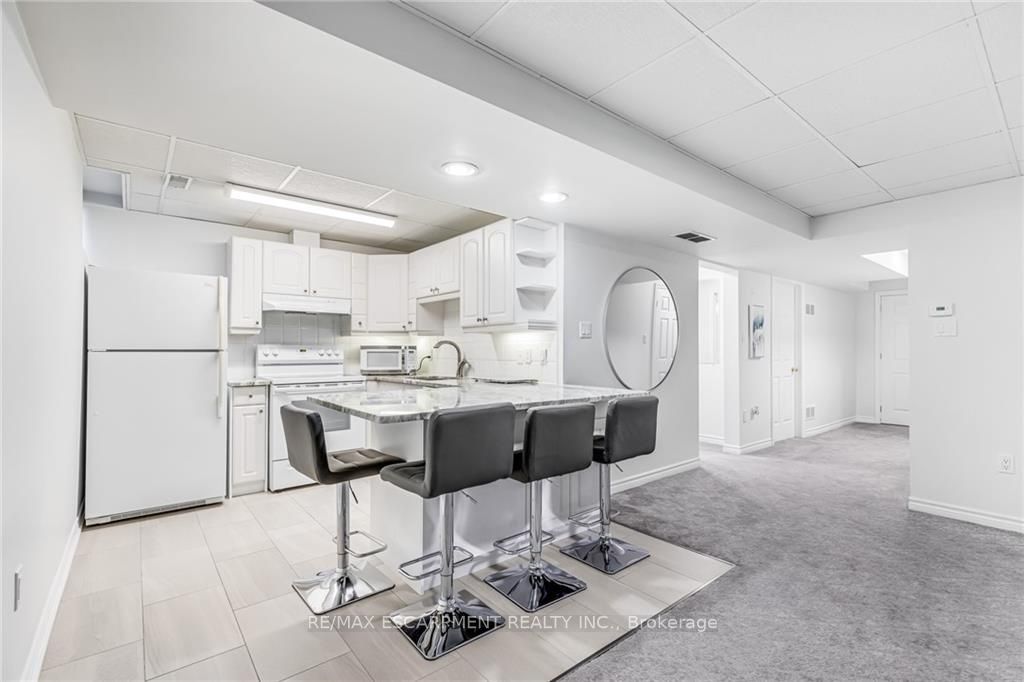 230 Appleby Rd