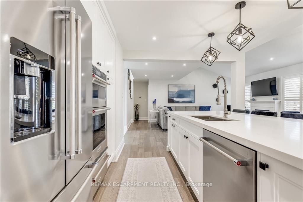 230 Appleby Rd