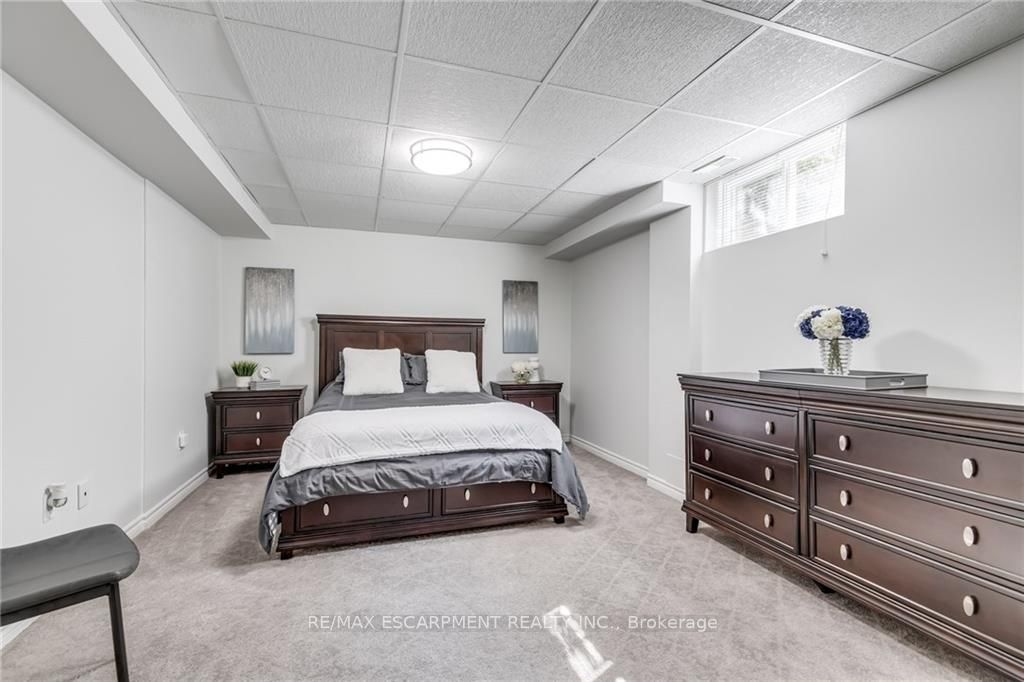 230 Appleby Rd