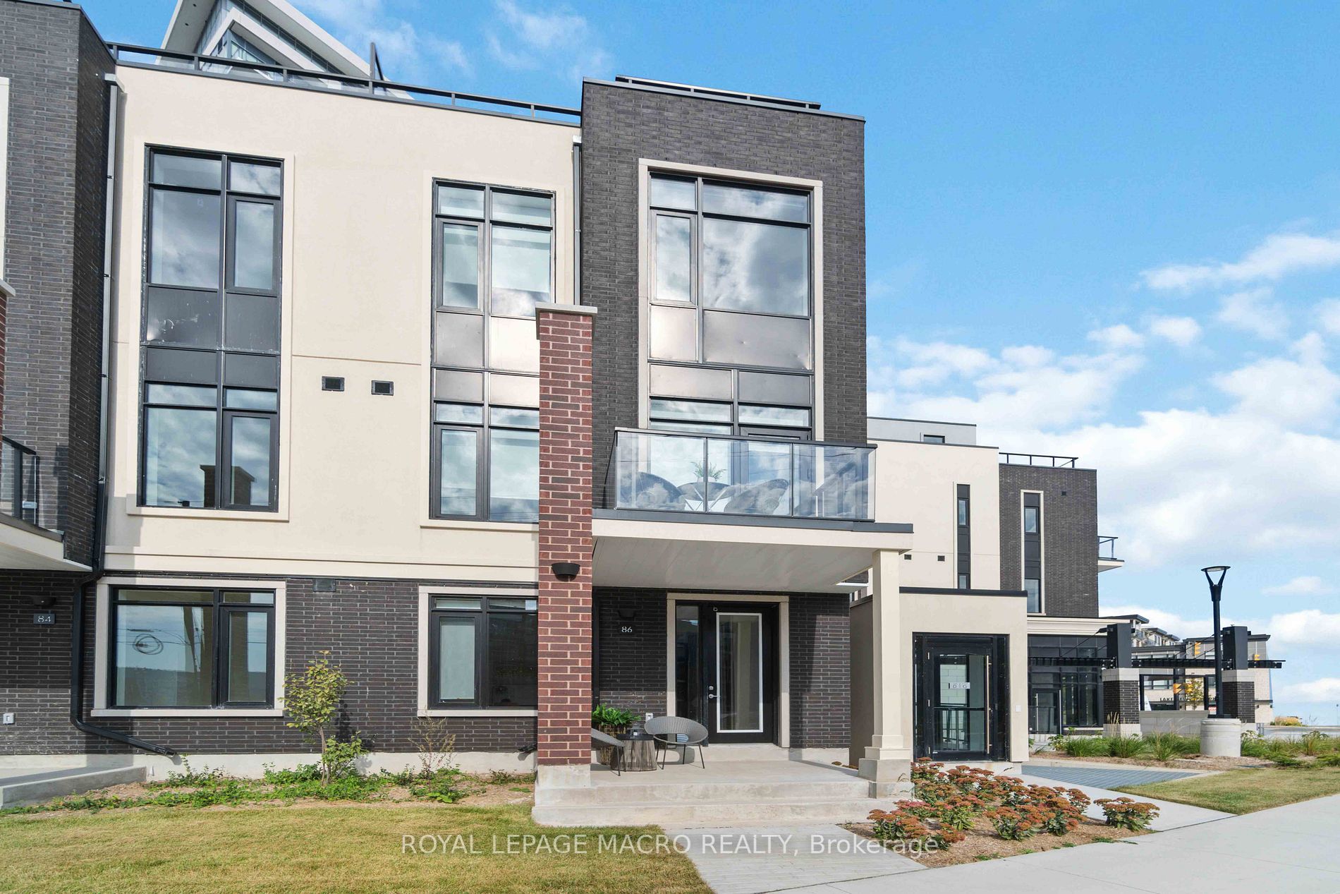 86 Windward Dr, #345
