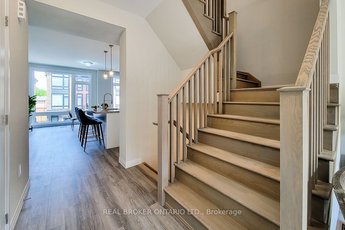 270 Melvin Avenue, #9