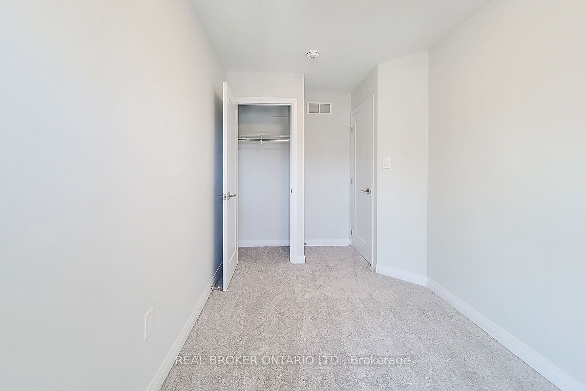 270 Melvin Avenue, #9