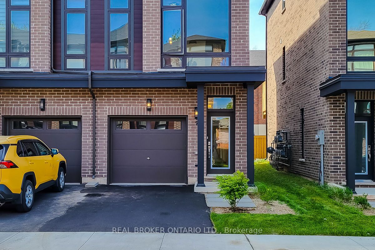 270 Melvin Avenue, #9