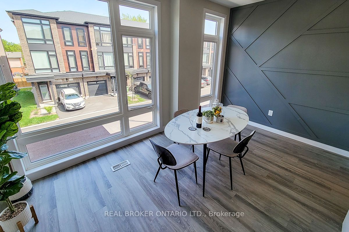 270 Melvin Avenue, #9