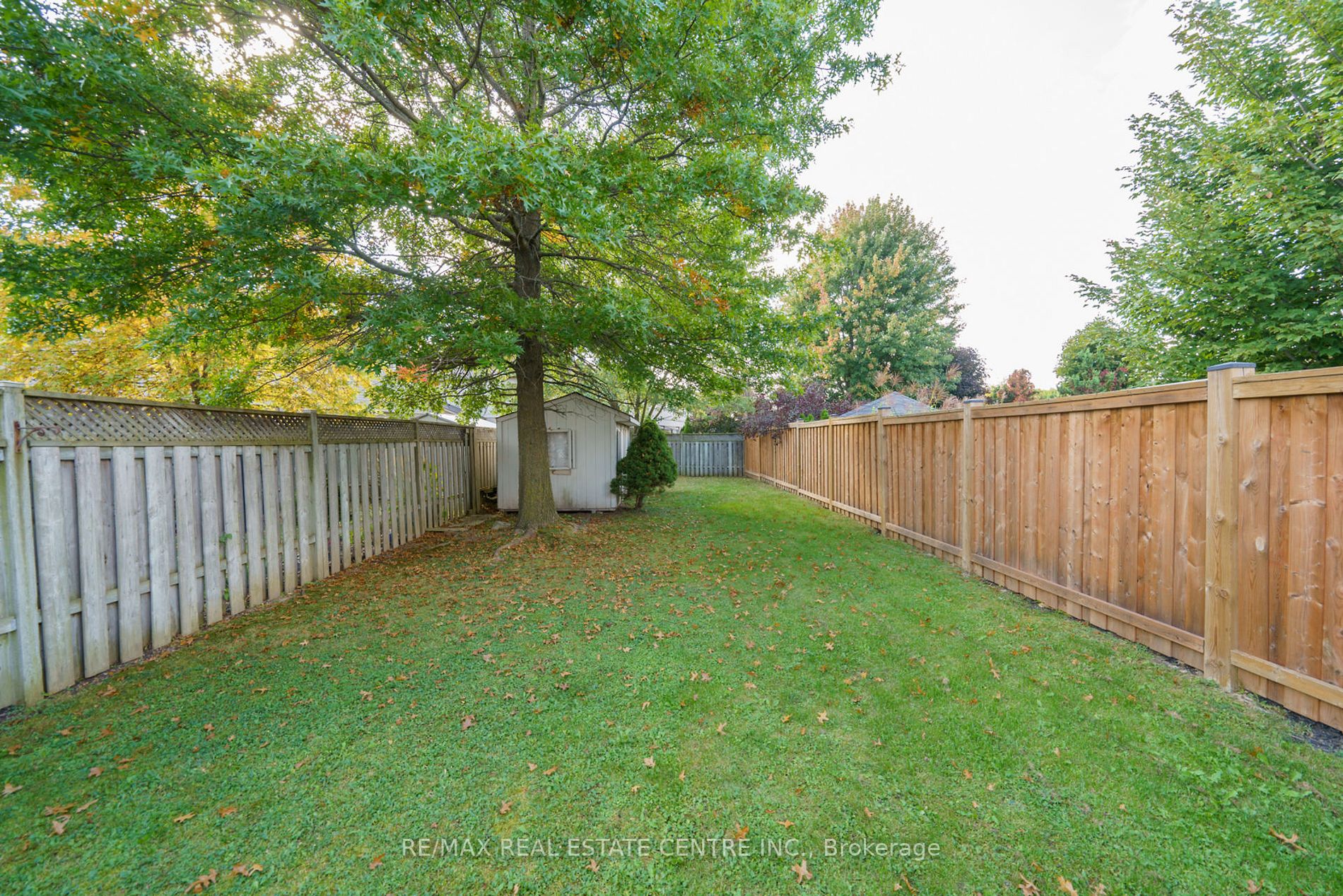 14 Sunters Crt