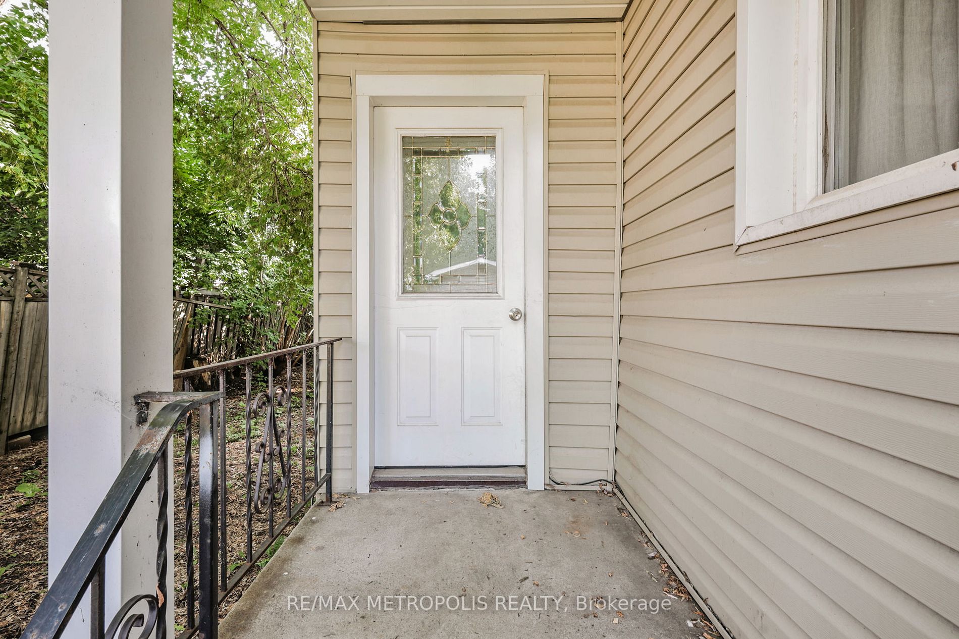 719 Knox Ave