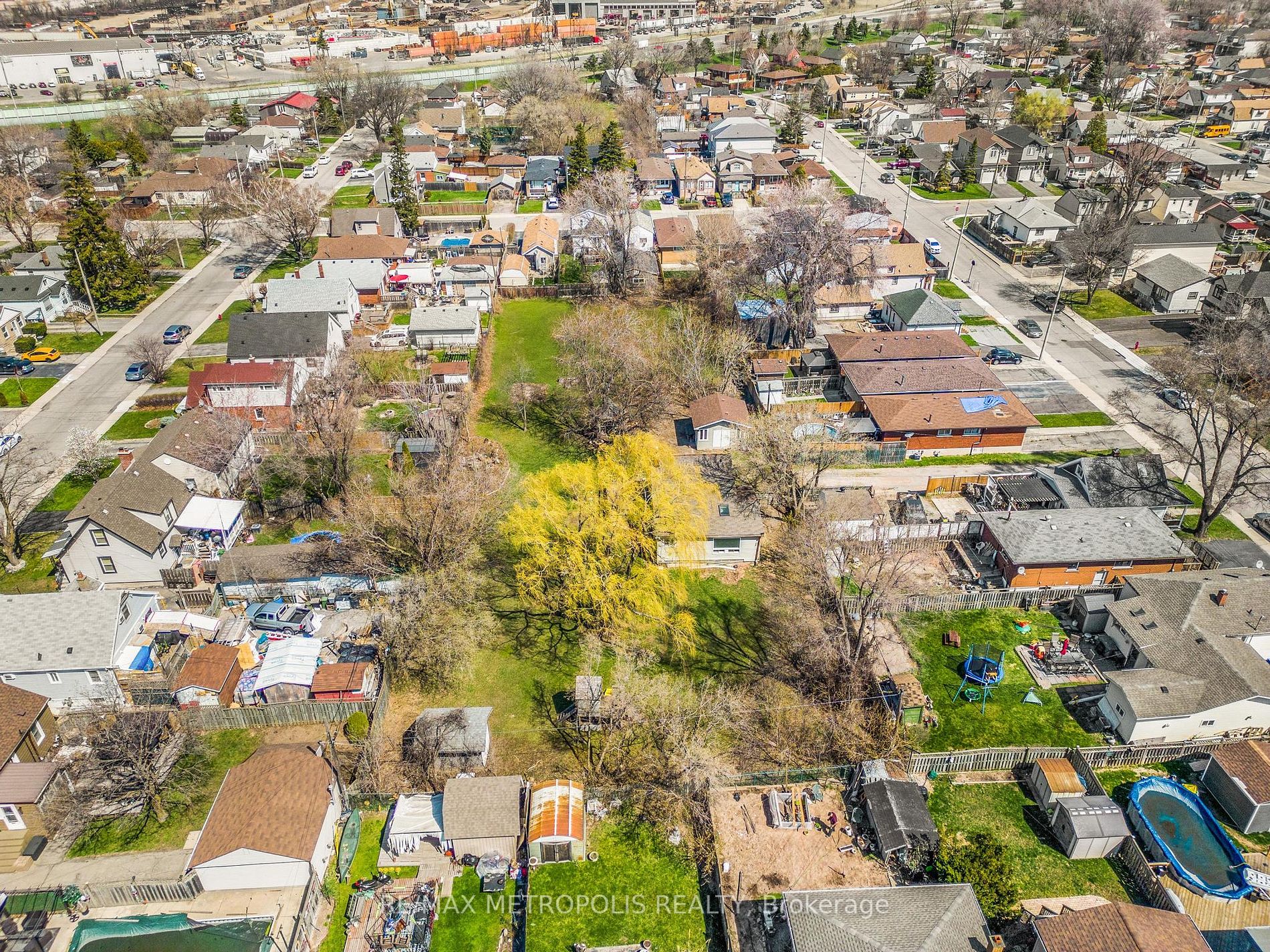 719 Knox Ave