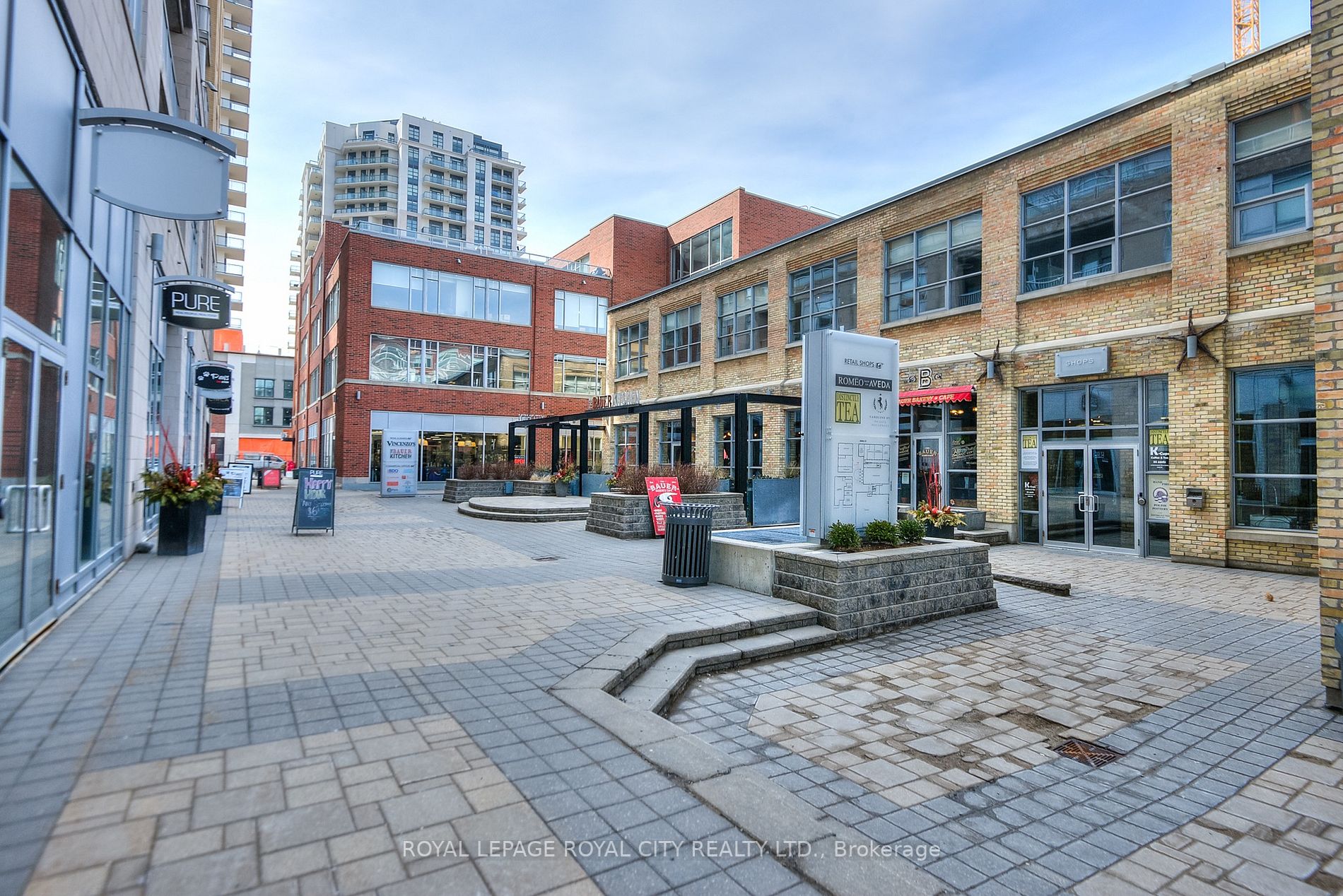 191 King Street S, #303