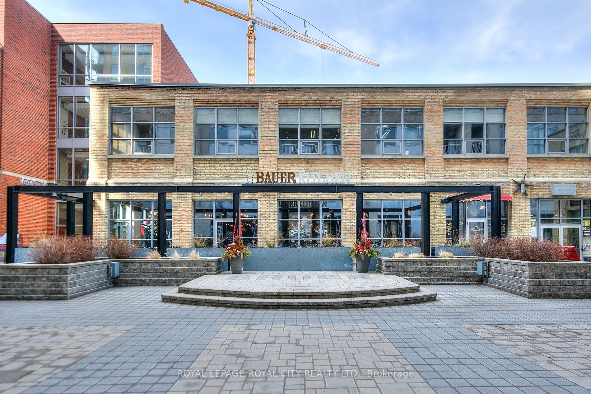 191 King Street S, #303