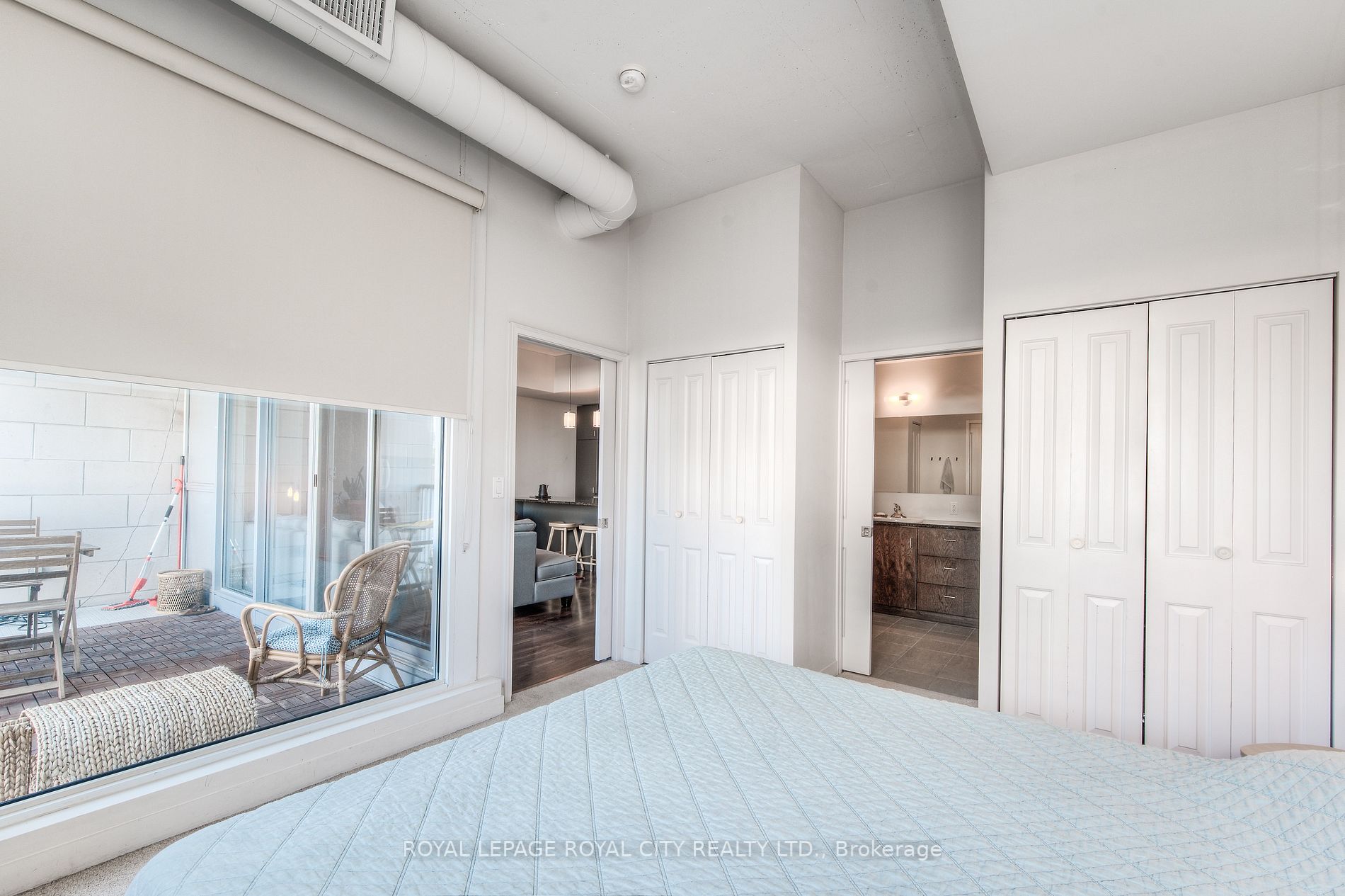 191 King Street S, #303
