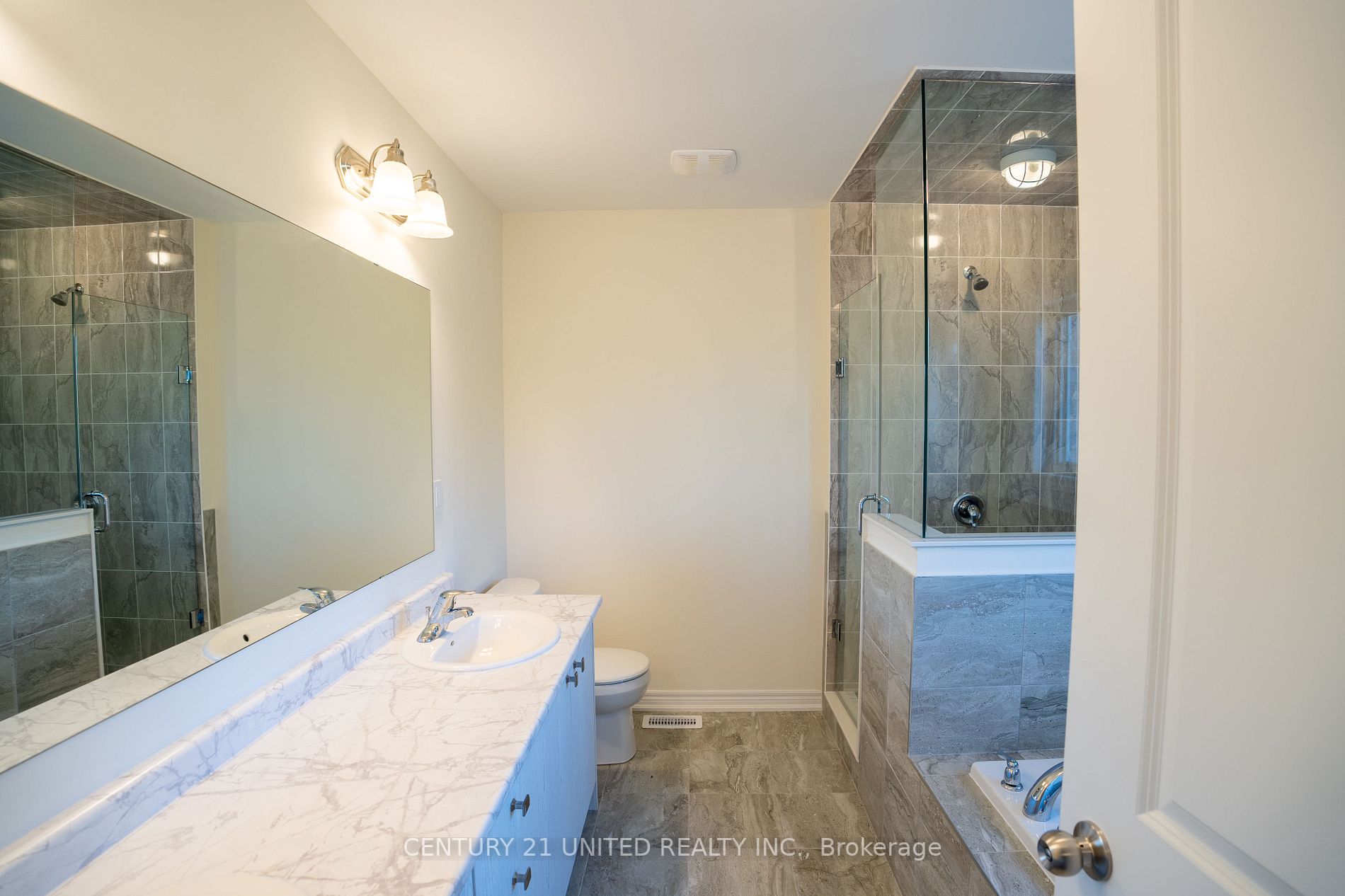 636 Lemay Grve