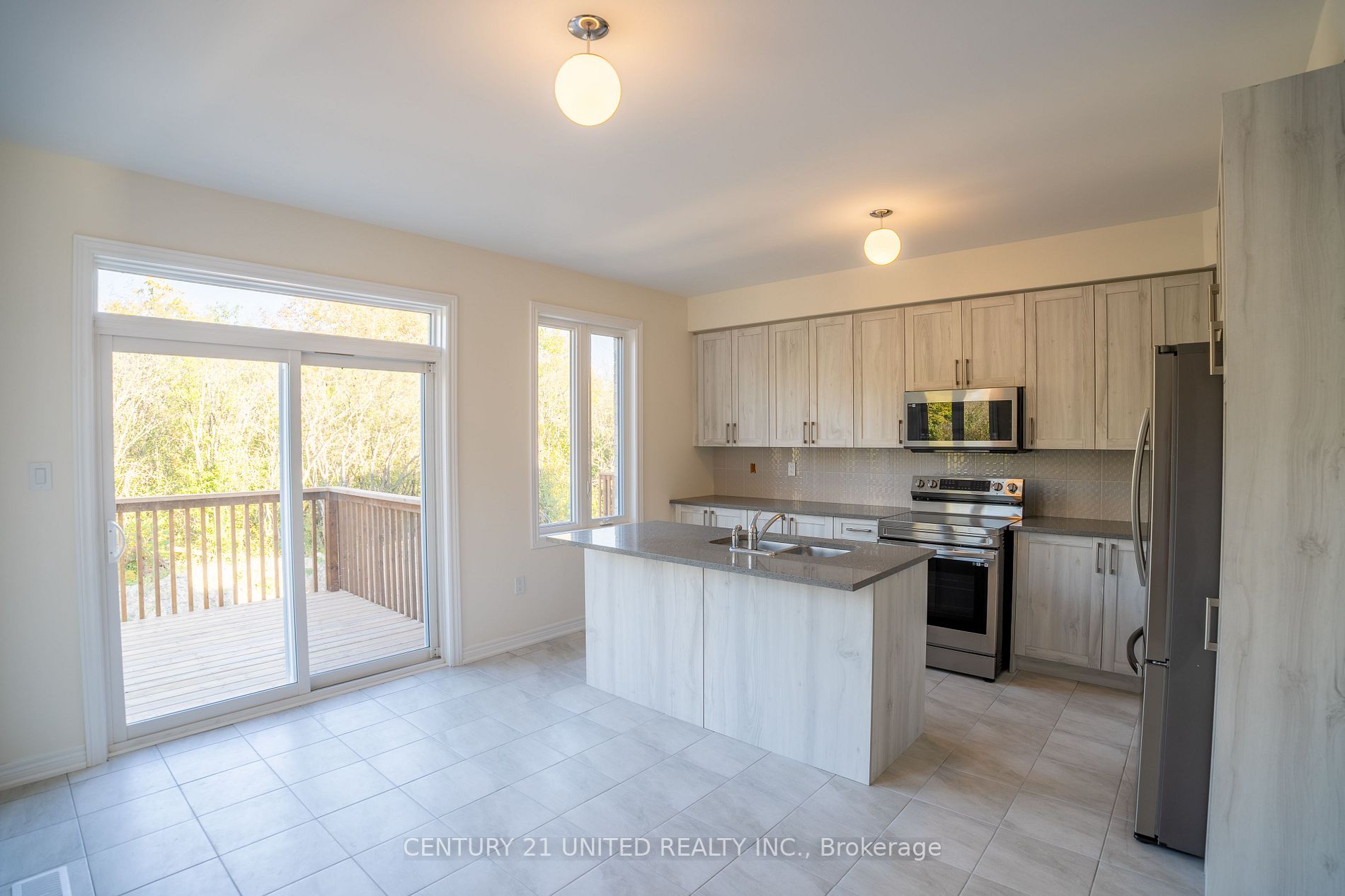 636 Lemay Grve
