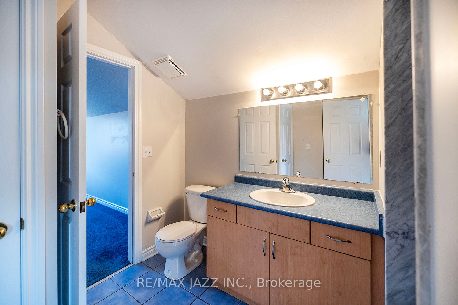 70 Jarvis Dr