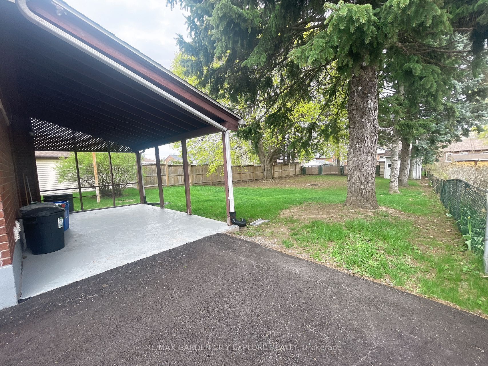 5967 Biamonte Cres, #Upper