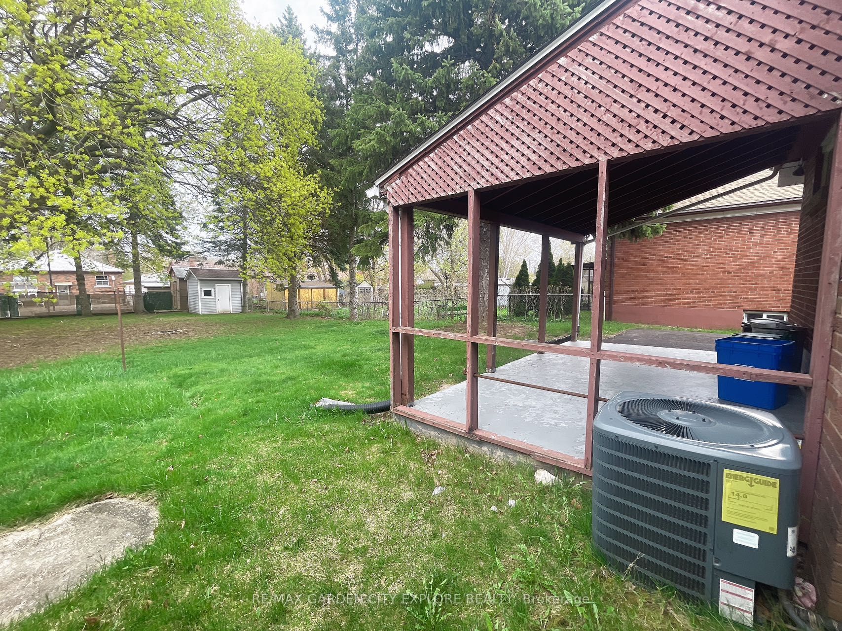 5967 Biamonte Cres, #Upper