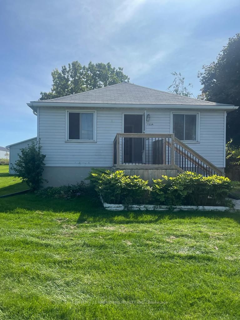 1224 Parkinson Rd