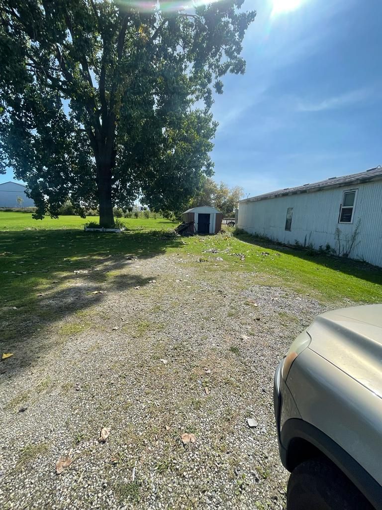 1224 Parkinson Rd