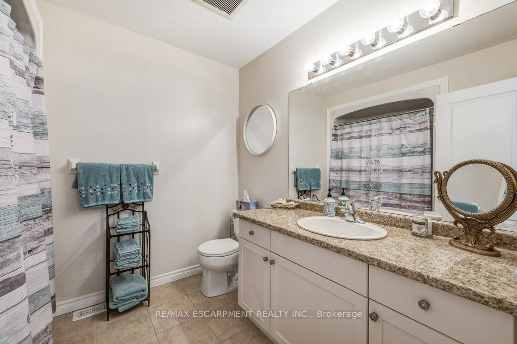 99 Panabaker Drive, #44