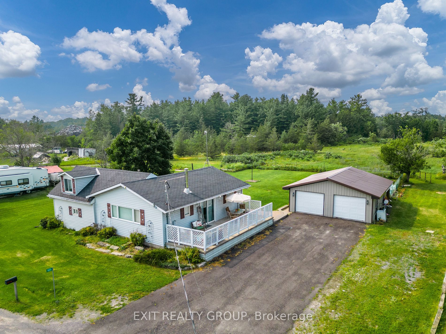 605 Westplain Rd