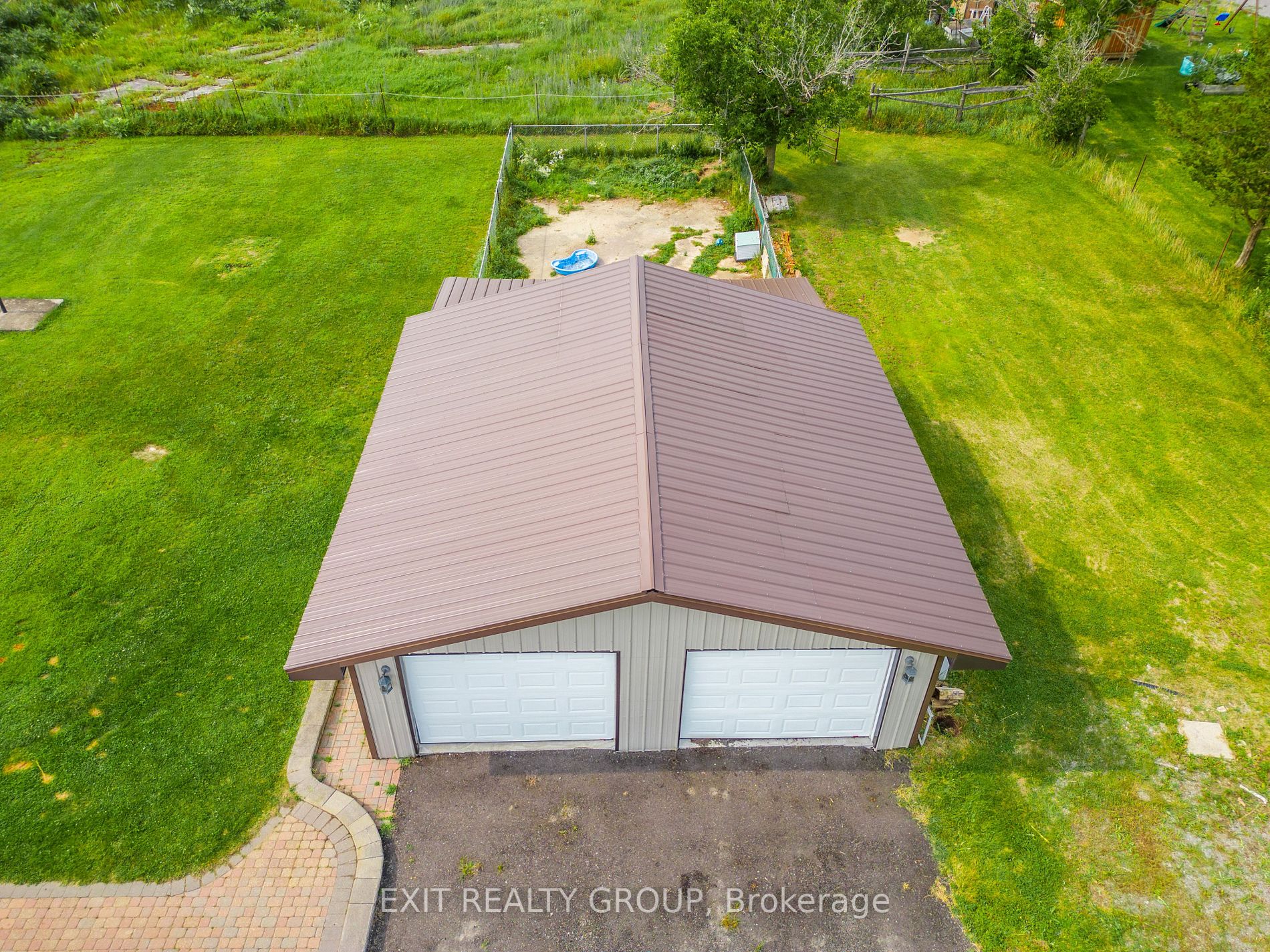 605 Westplain Rd