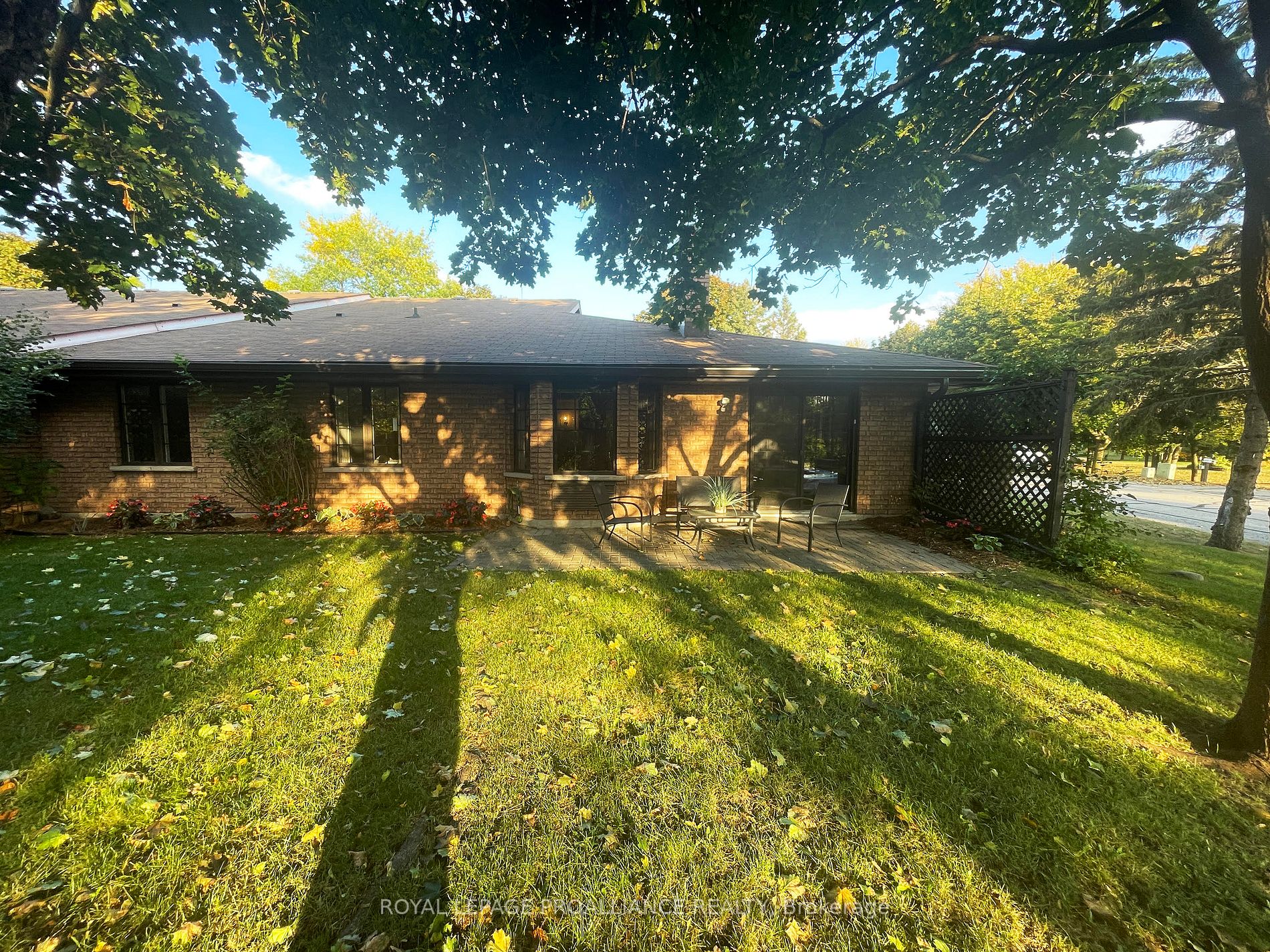 650 WHITAKER Street, #1