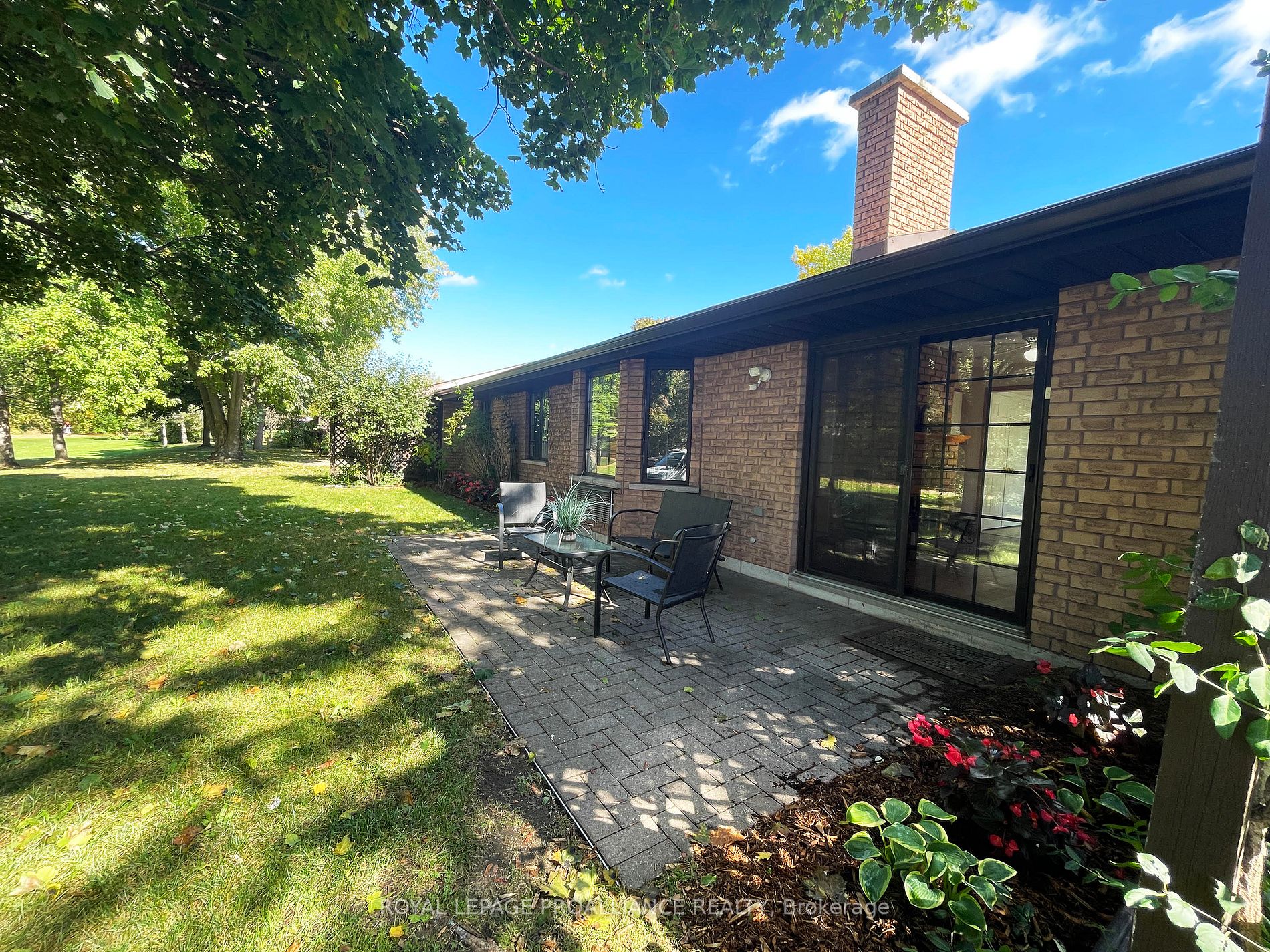 650 WHITAKER Street, #1