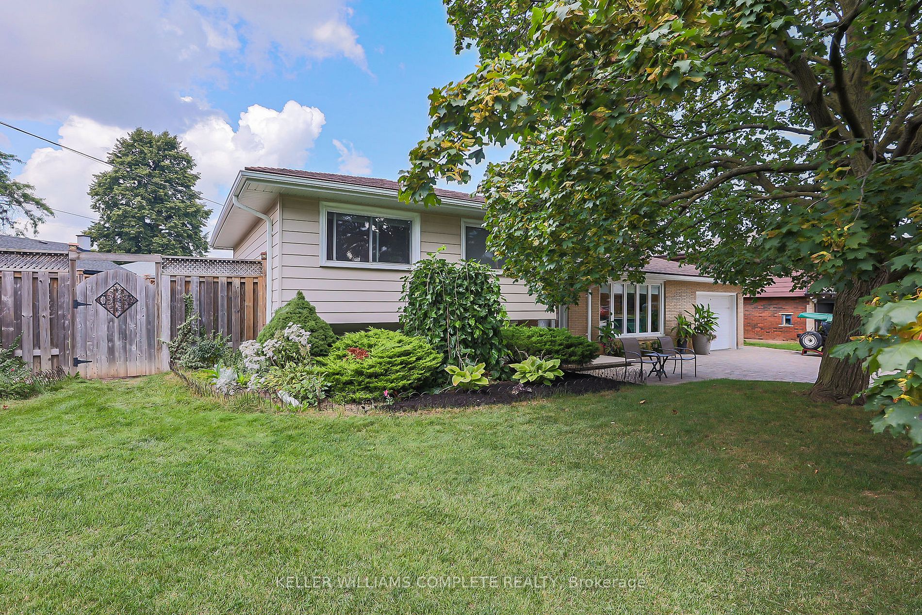 9 Old Orchard Dr