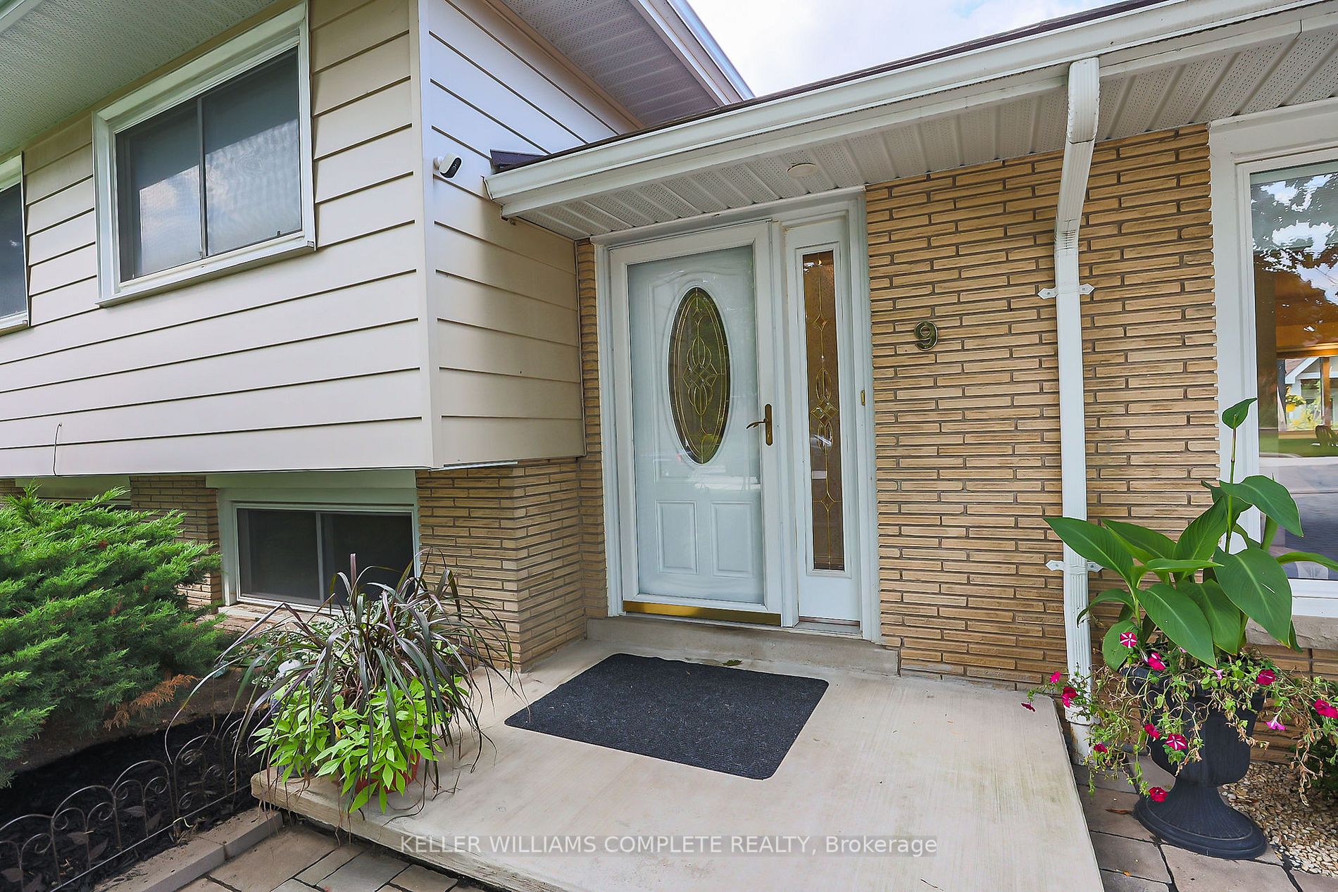 9 Old Orchard Dr