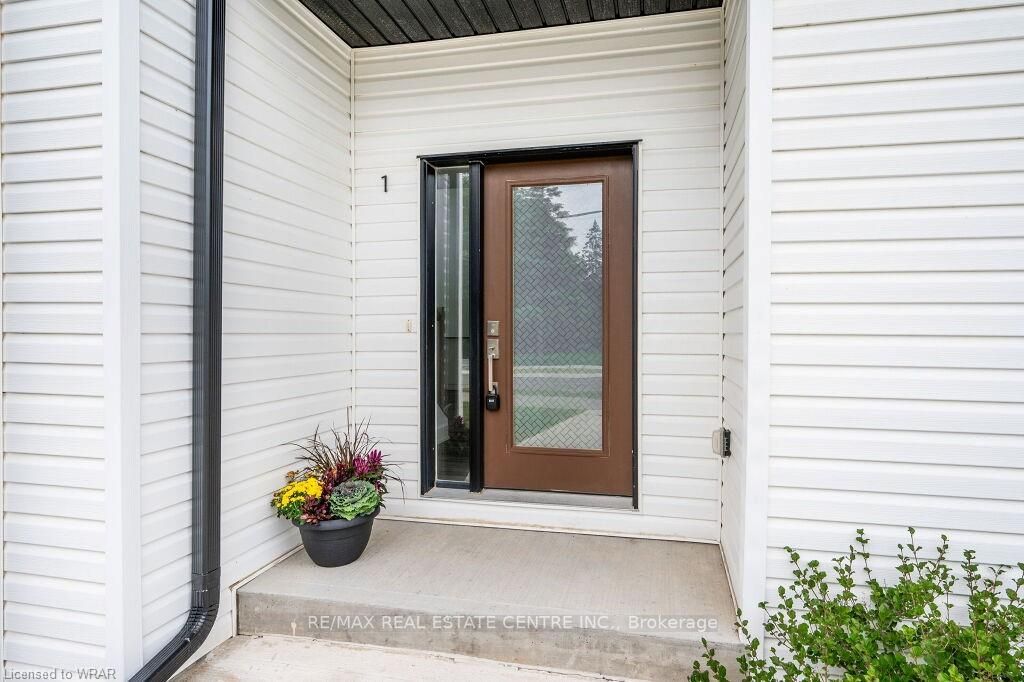 110 Fergus Avenue, #1